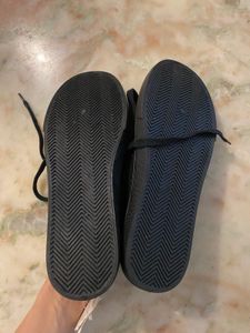 H&amp;M Black Sneakers