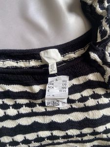 H&amp;m Crochet Top