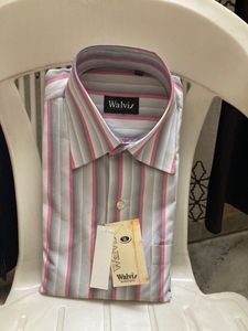 New Unused Men’s Half Sleeves Shirt