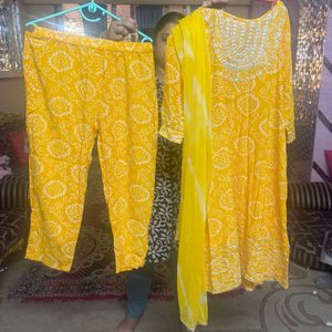 Gota Embellished Cotton Yellow Kurta Set