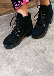 Black Boots