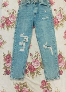 Ripped High-Waisted Jeans
