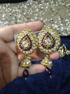 Golden Earings Set