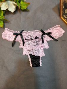 Stylish Lace G-string Panty 🌸