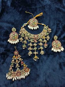 Stunning Indian Jewelry Set