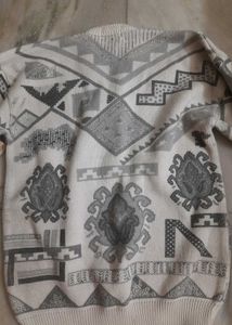 Vintage Patterned V-Neck Sweater