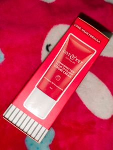 Dot &amp; Key Strawberry Strobe Cream
