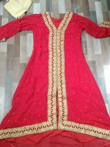 Red &amp; Gold Salwar Kameez