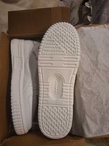 Campus White Sneakers yoga advance max insole