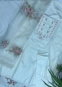 New Off White Dress Material With Organza Dupatta