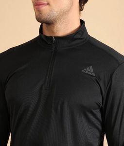 Adidas T-shirt