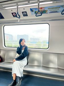 Black Knit Shrug with Balloon Sleeves