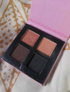 Popxo Myglamm Drama Queen 4 Eyeshadow Palette Kit