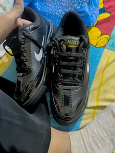 Black Glossy Sports Shoes