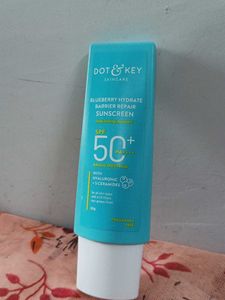 Dot & Key Blueberry Sunscreen SPF 50