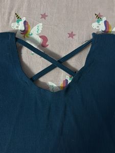 Cross Strap Style Crop Top
