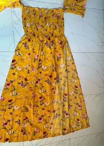 Yellow Dress With Free Gift 🎁