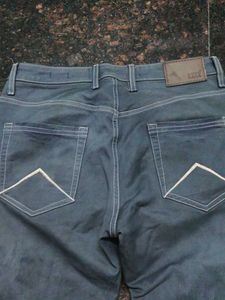 Distressed Denim Jeans
