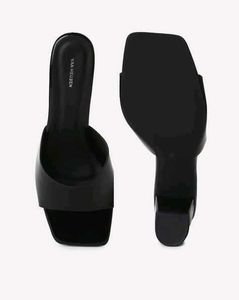 Balck Heels 👠