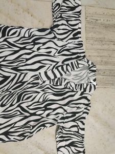 Zebra Print short  Top