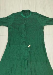 Green Embroidered Kurta