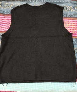 Black Sleeveless Knit Top
