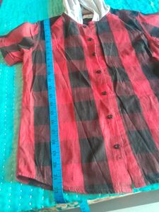 Red &amp; Black Plaid Hooded Shirt