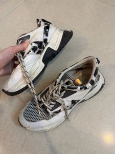 Used Cool Pattern Sneakers 39