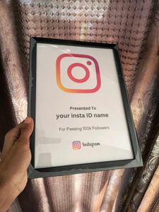 Instagram CUSTOMISABLE FRAME