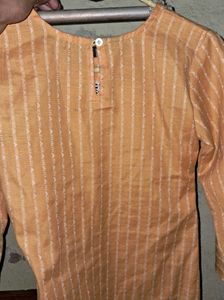 Vintage-Inspired Orange Tunic