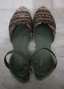 Ethnic Bellies 40