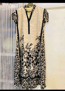 Pretty Smooth Material Kurti Very Comfortable