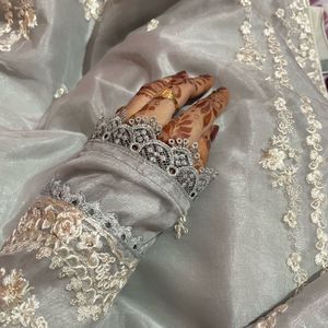 Elegant Embroidered Pakistani suit Kurta Set