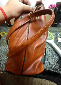 Lavie Spacious Bag