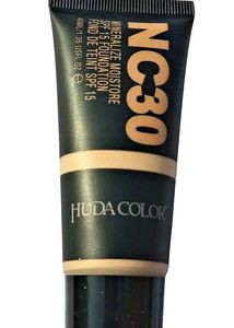 HUDA BEAUTY NC30 spf 15 Foundation