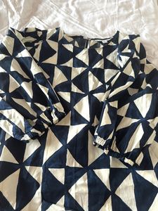 Geometric Print Blouse