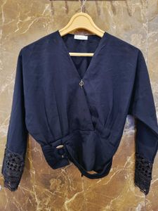 Vintage Black Top