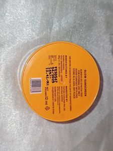Colorbar Makeup Remover &amp; Foxtale Sunscreen