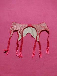 Garter Balt Size 34/36