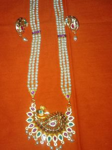Long Moti Haar