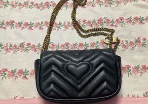 GG Marmont Mini Shoulder Bag 👛
