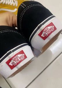 Vans Sneakers