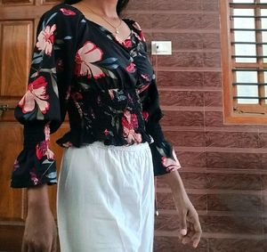 Black Floral Top ✨