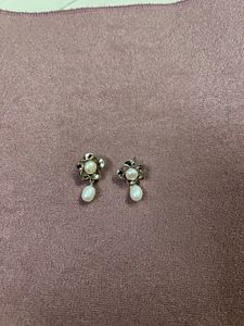 Set of 2 earrings