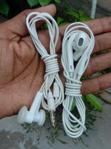 🎧 2Pcs Wired Earphones – 1 Lightning + 3.5mm Jack