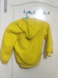 Boys Yellow Sweatshirt Age 6-8 Years