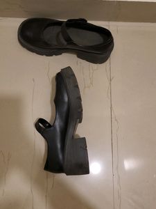 Wedged Loafers Black