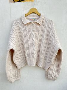 Pintresty Off White Sweater