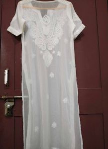 White Embroidered Kurta