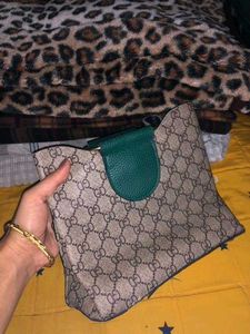 Gucci Stylish Handbag